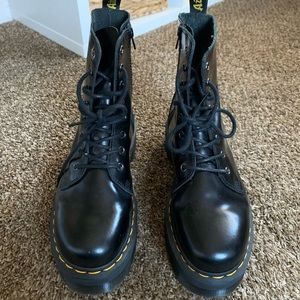 DR. Martens 1460 Women’s Patent Leather Lace Up Boots